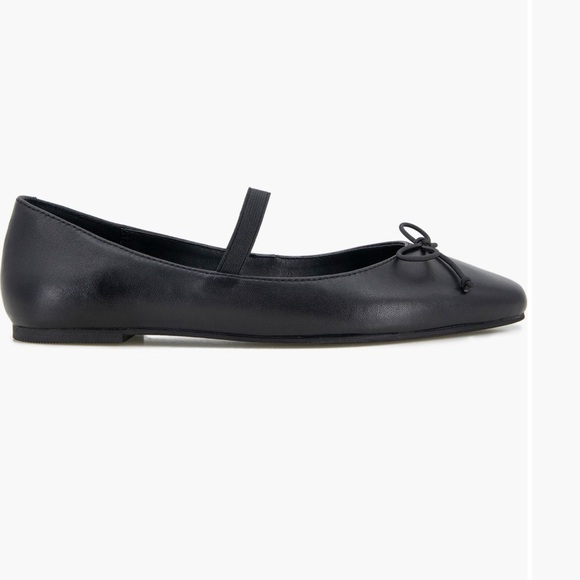 NWOT Kenneth Cole Reaction Myra Flats 7.5 and 9 - Picture 2 of 8